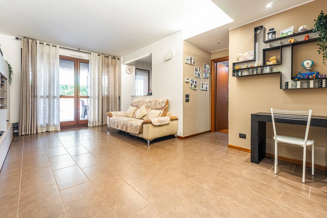Apartment in Vigentino, Milan, Italy 3 - 18997676