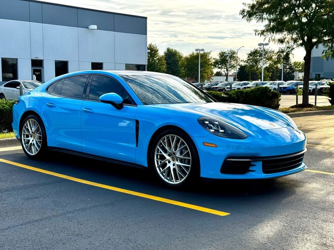 Sedan in Naperville, IL, United States 4 - 18997086