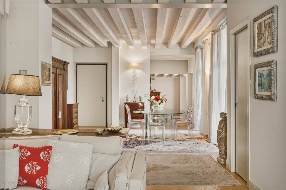 Apartment in Centro, Verona, Veneto 1 - 18516695