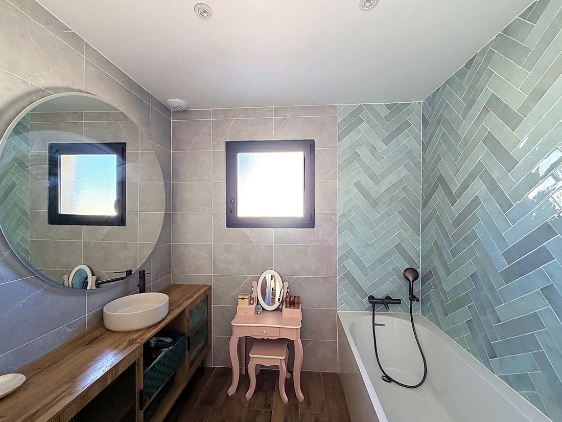 Villa in Haut Vernet-Moyen Vernet, Perpignan, France 4 - 18330426
