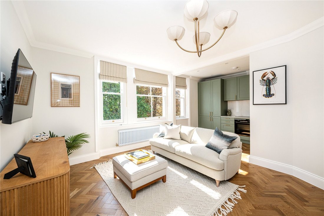 Apartment in Holland Park, Kensington And Chelsea, England 1 - 18992764