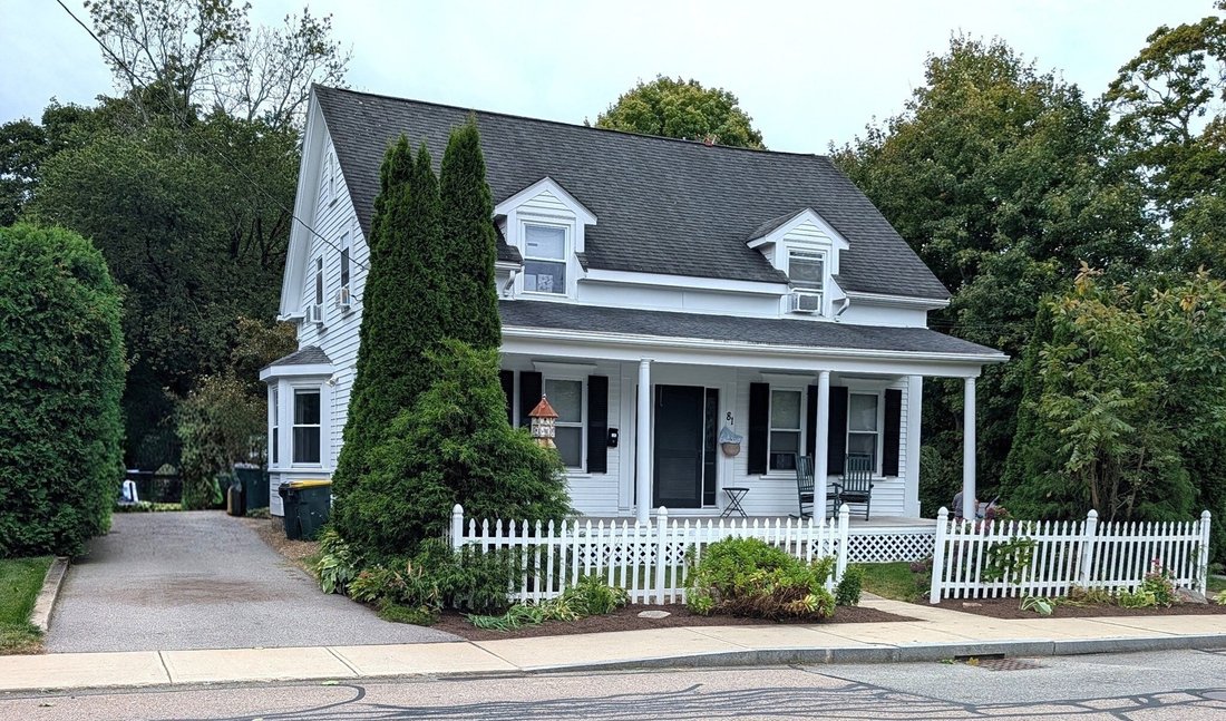 Franklin, Massachusetts, United States 1 - 18994433