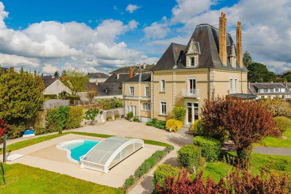 Castle in Château-Gontier, Chateau-Gontier-sur-Mayenne, France 1 - 18996641