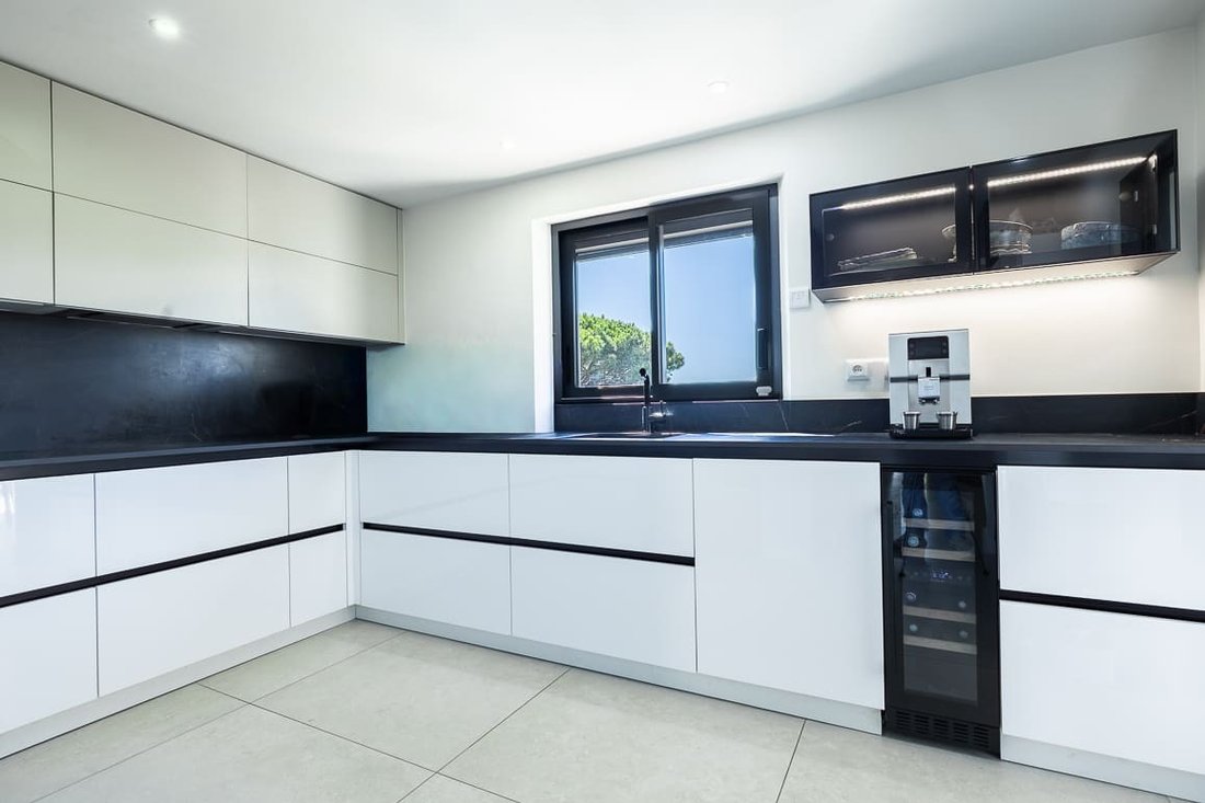 House in Ville-Les Saquedes-Le Bouillonnet, Sainte-Maxime, France 5 - 15024949