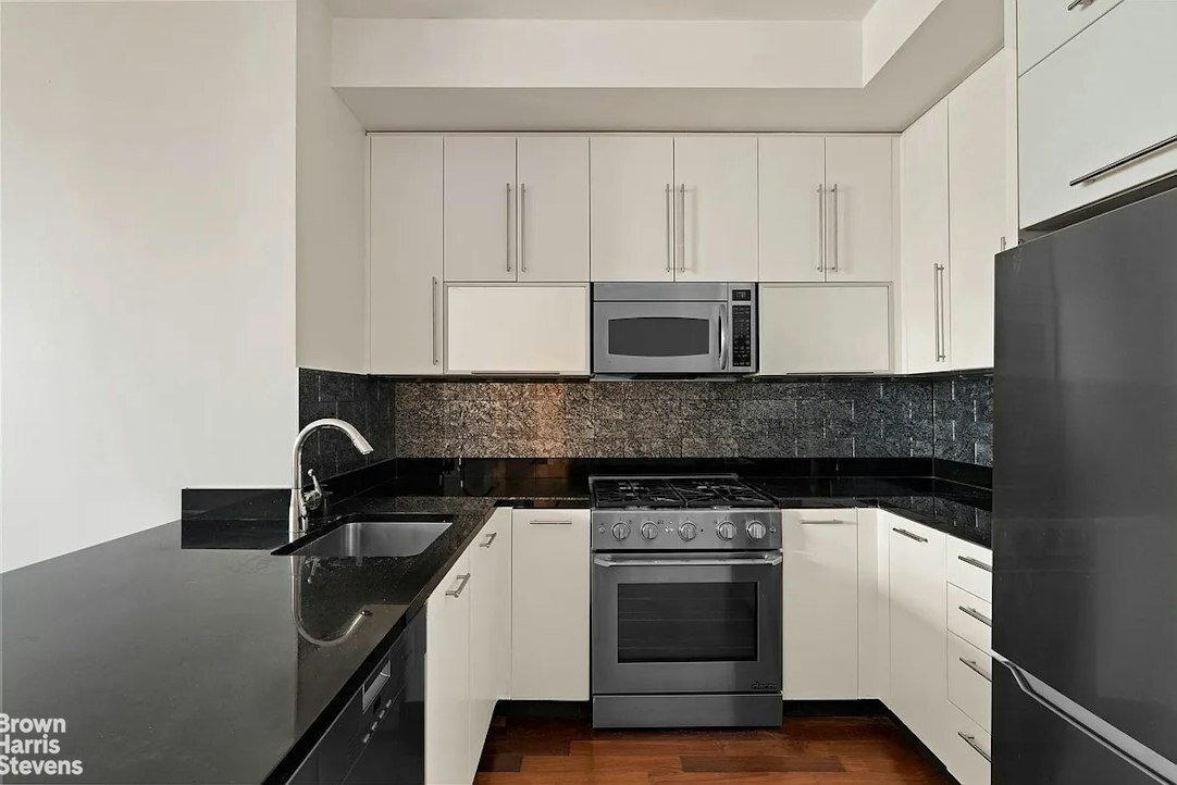 Condo in New York, New York, United States 4 - 18996063