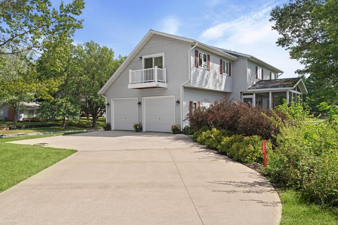 House in Mauston, Wisconsin, United States 2 - 18994956