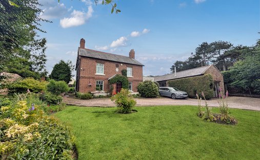 House in Little Neston, Neston, England 1