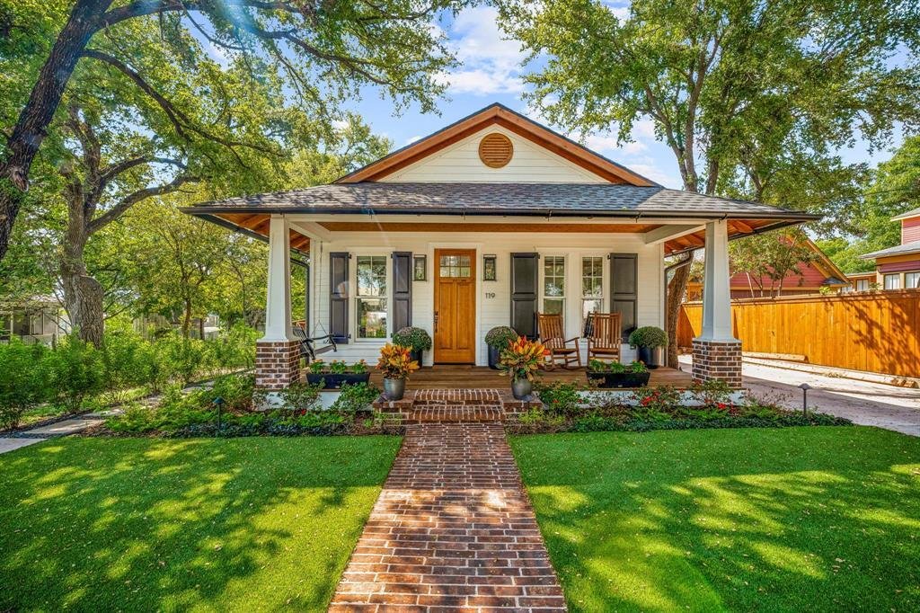 House in Granbury, Texas, United States 3 - 18996042