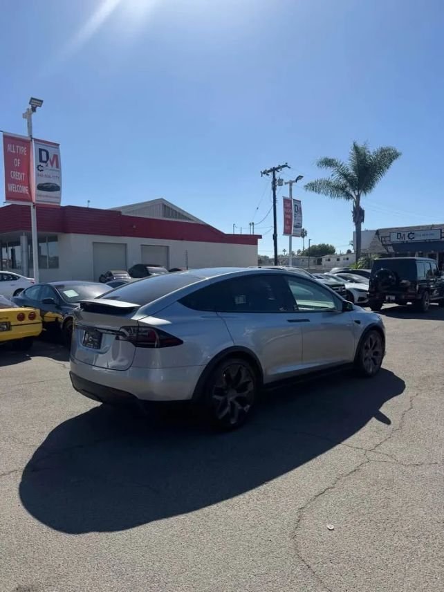 Suv in Costa Mesa, CA, United States 5 - 18996975