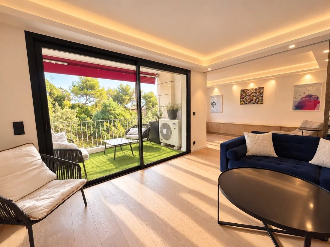 Apartment in Cannes, Provence-Alpes-Côte d'Azur, France 5 - 17889613