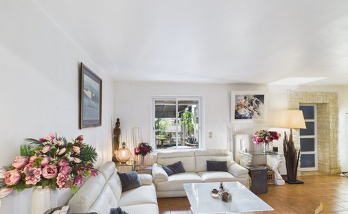 House in Nord Ouest, Rixheim, France 1