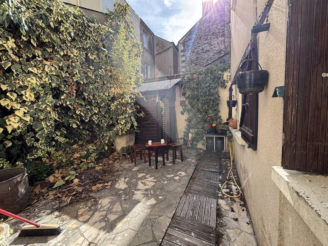 House in Hauts de Saint Aubin, Angers, France 1 - 18997949