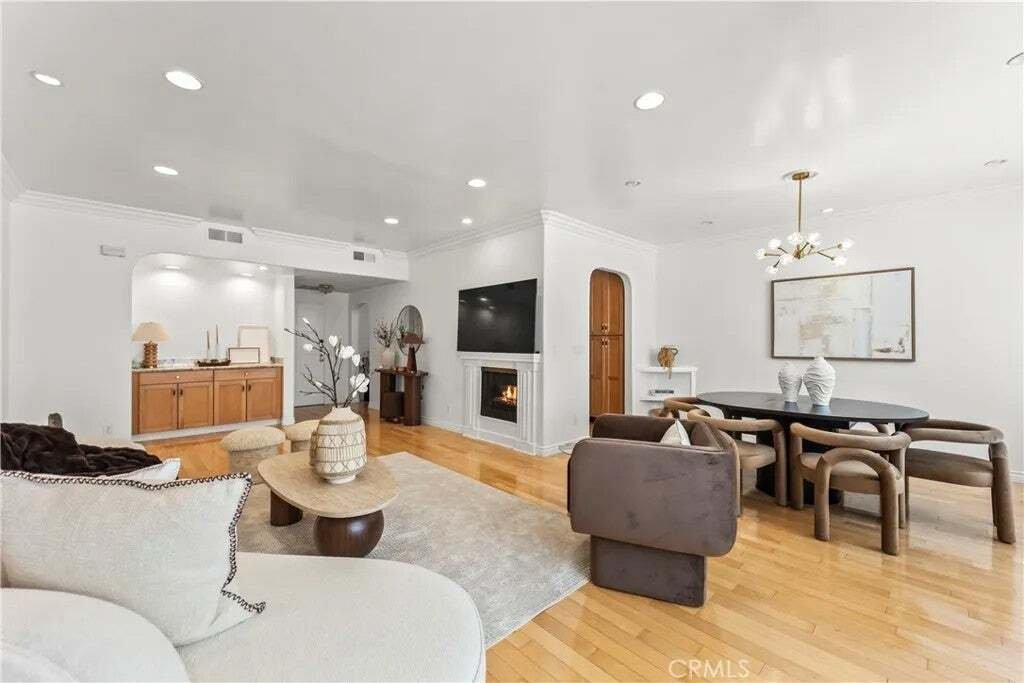 Condo in Los Angeles, California, United States 3 - 18993120