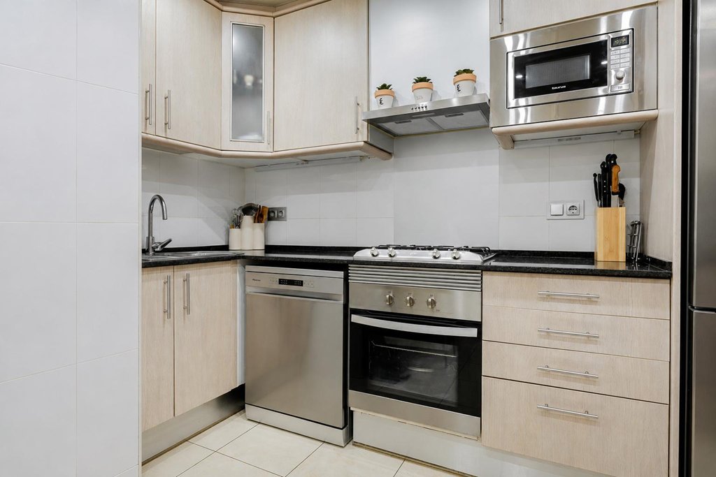 Apartment in la Barceloneta, Ciutat Vella, Barcelona 2 - 18995070