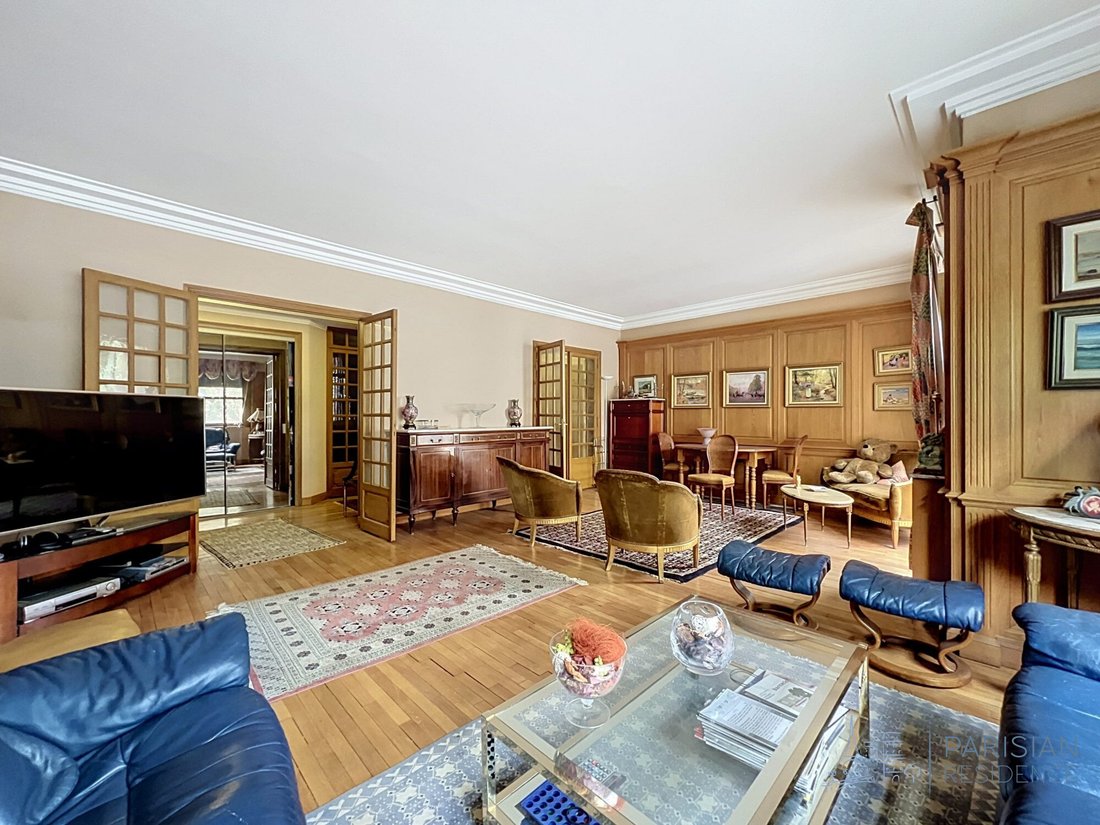 Apartment in Violet Commerce, Paris 15e Arrondissement, Paris 3 - 18997882