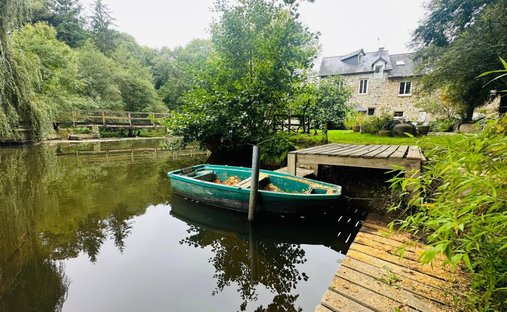 House in Sens-de-Bretagne, Brittany, France 1