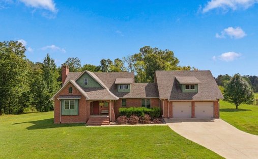 House in Lawrenceburg, Tennessee, United States 1