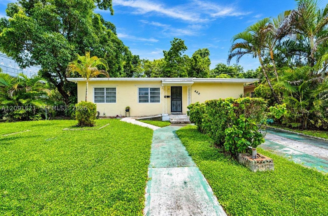 House in Miami, Florida, United States 1 - 18993086