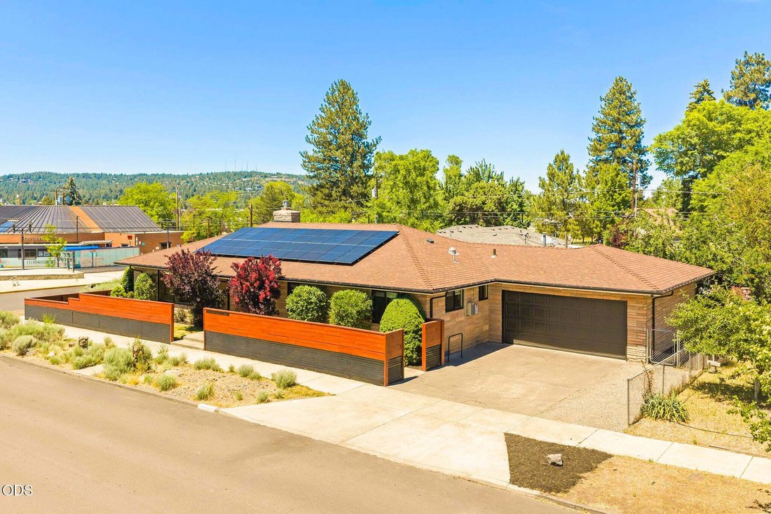 House in Bend, Oregon, United States 2 - 18995118