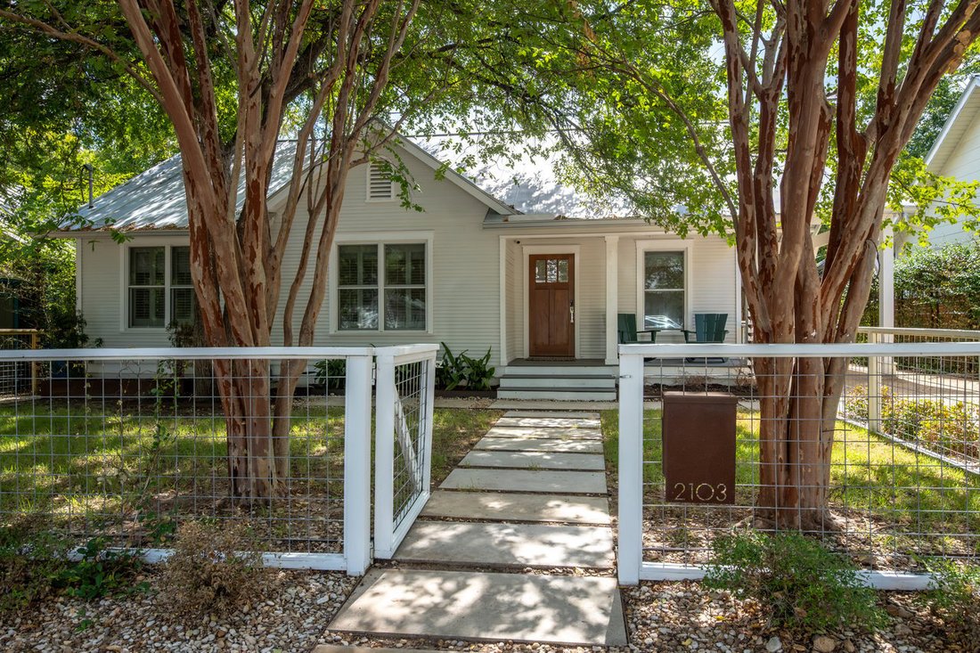 House in Austin, Texas, United States 1 - 18997806