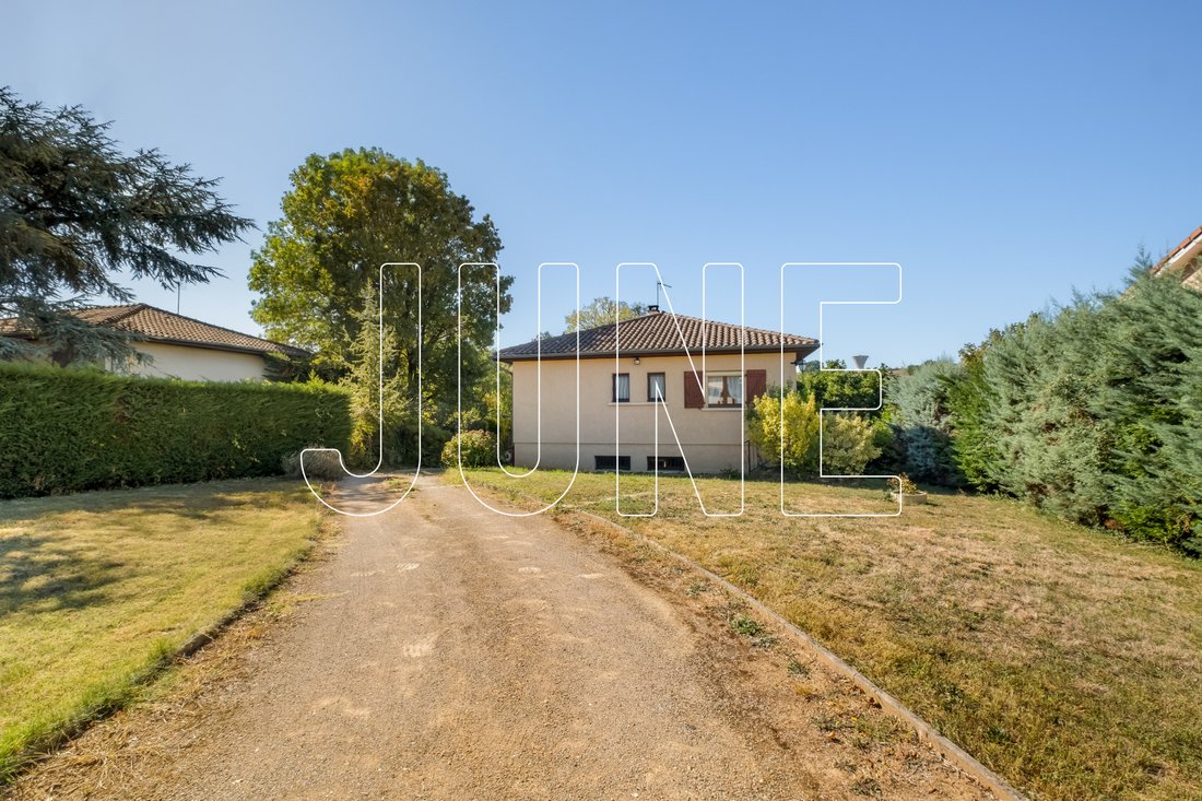 House in Chaponnay, Auvergne-Rhône-Alpes, France 2 - 18994069