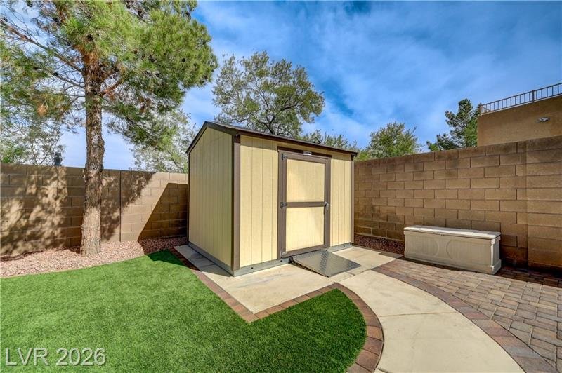 House in Henderson, Nevada, United States 3 - 18994811