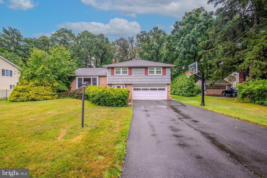 House in West Windsor Township, New Jersey, United States 3 - 18994535
