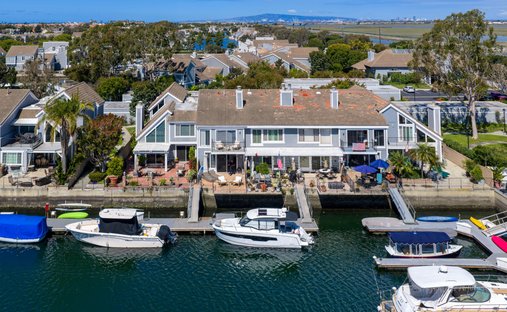 Townhouse in Huntington Beach, California, United States 1