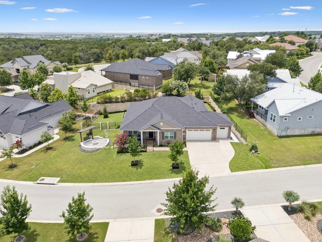 House in San Marcos, Texas, United States 2 - 18995654