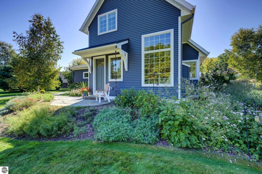 House in Suttons Bay, Michigan, United States 4 - 18992836