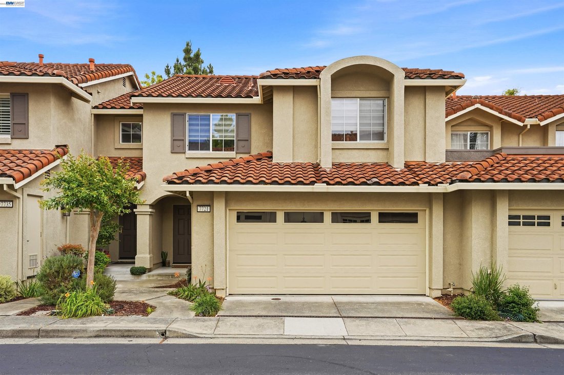 Townhouse in Castro Valley, California, United States 1 - 18995429