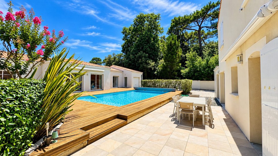House in Nord Est Vallieres, Saint-Georges-de-Didonne, France 4 - 16994459
