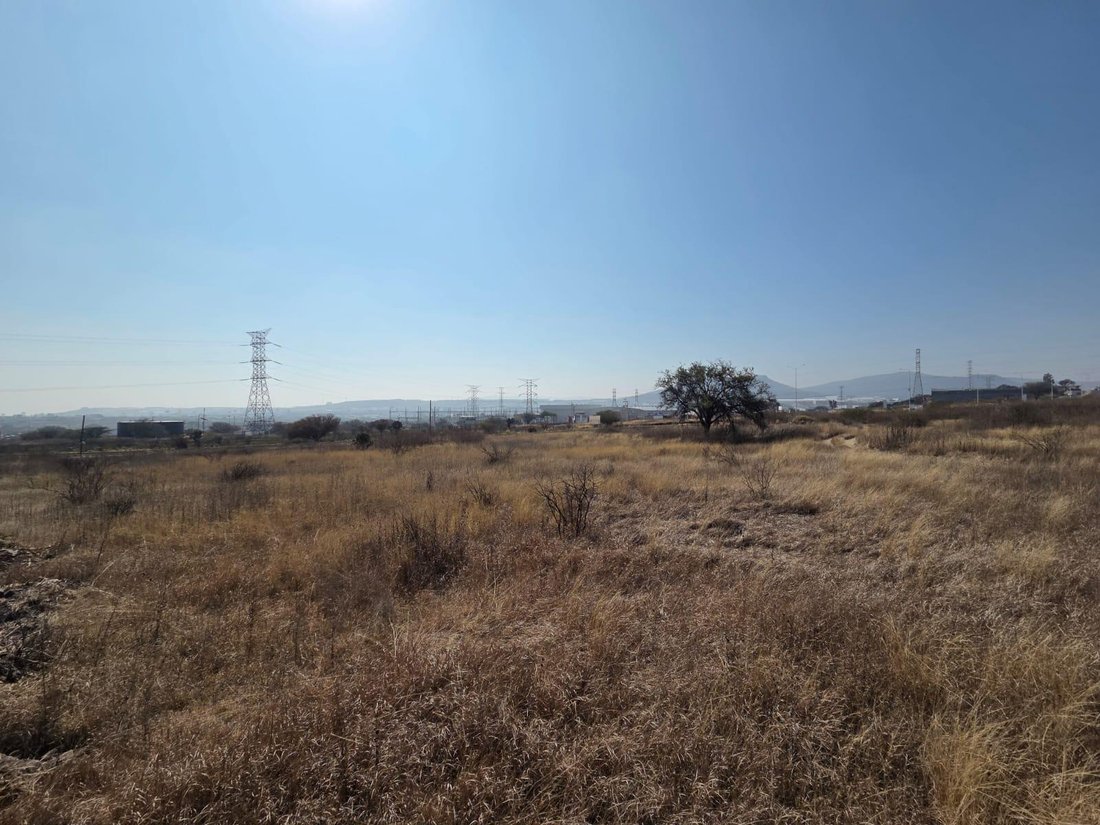 Land in Rincones del Marqués, Querétaro, Mexico 1 - 18993605