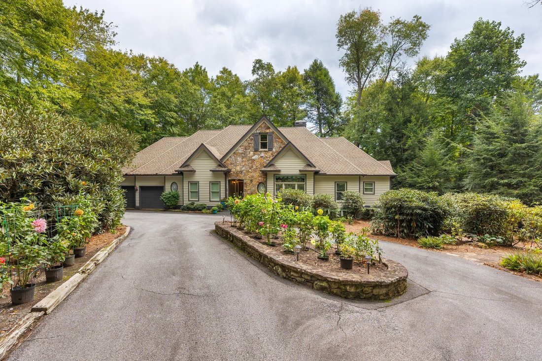 House in Highlands, North Carolina, United States 1 - 18994434