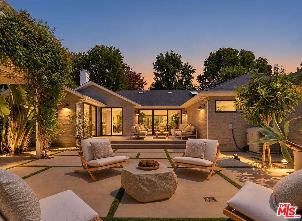 House in Los Angeles, California, United States 1 - 18995284