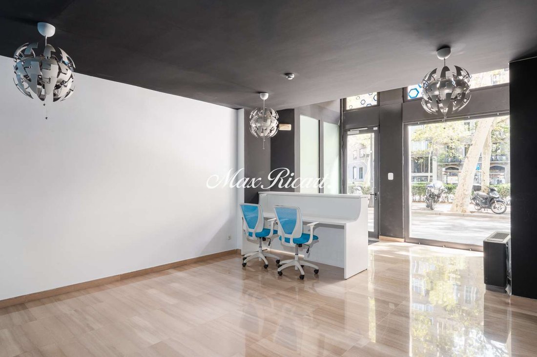 House in Eixample, Barcelona, Spain 2 - 18993621