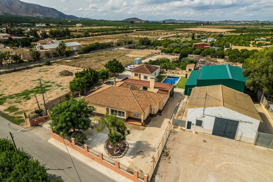 Villa in Orihuela, Valencian Community, Spain 2 - 18997134