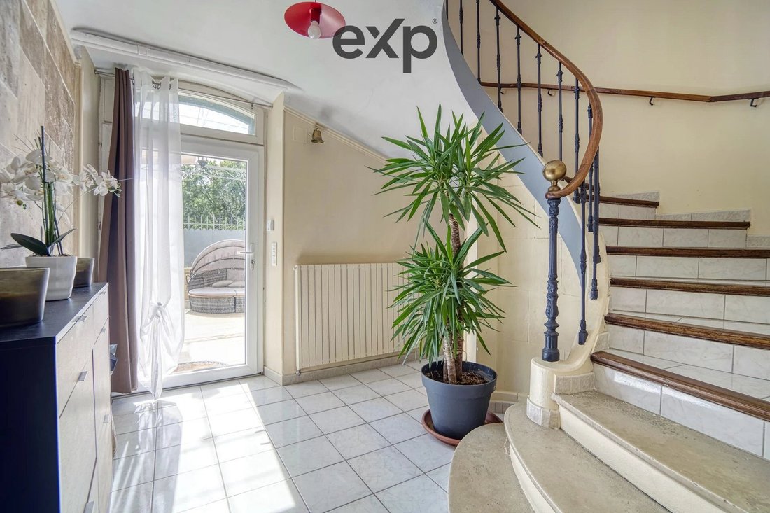 House in Centre Nord, Apt, France 3 - 16822684