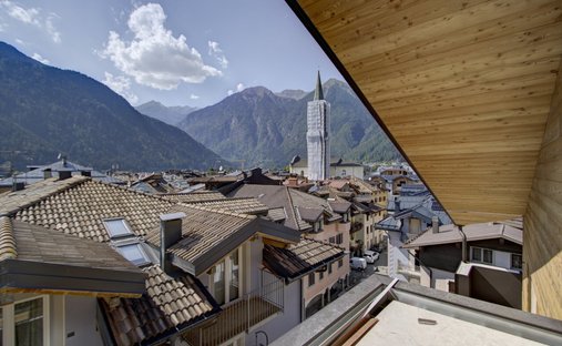Apartment in Pinzolo, Trentino – Alto Adige/Südtirol, Italy 1