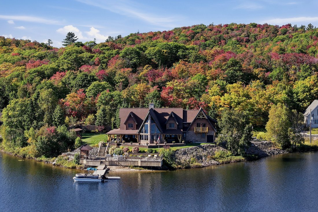 House in Goulais River, Ontario, Canada 1 - 18994587