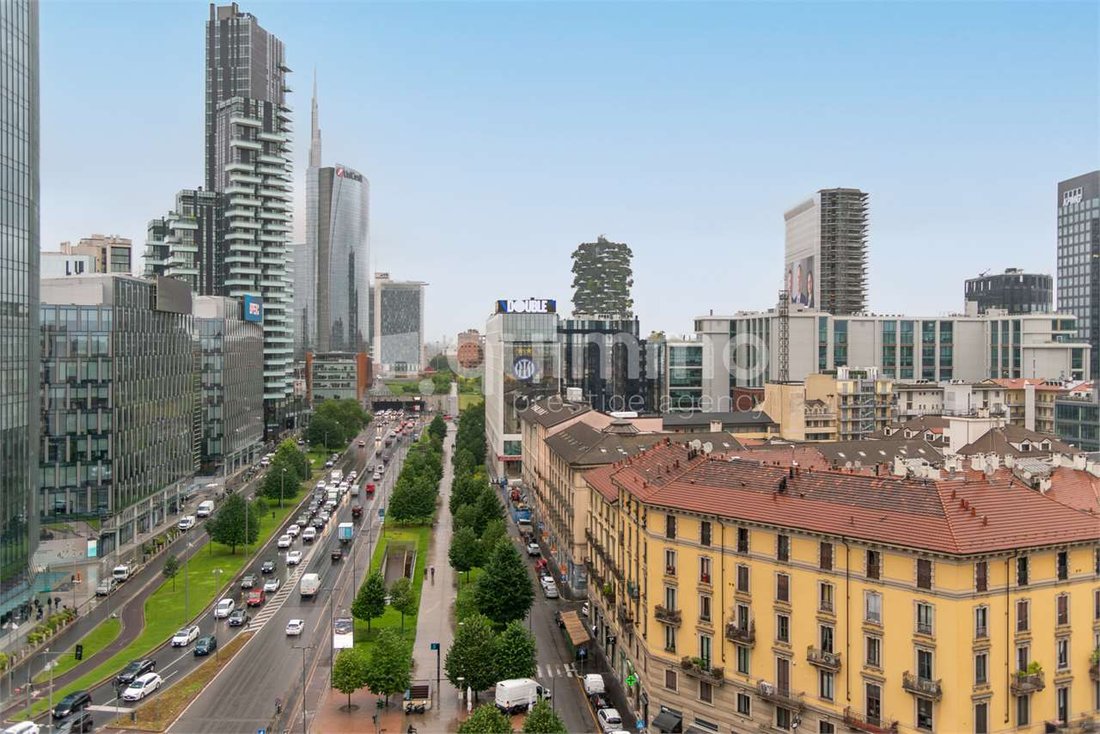 Apartment in Centrale, Milan, Italy 2 - 18995451