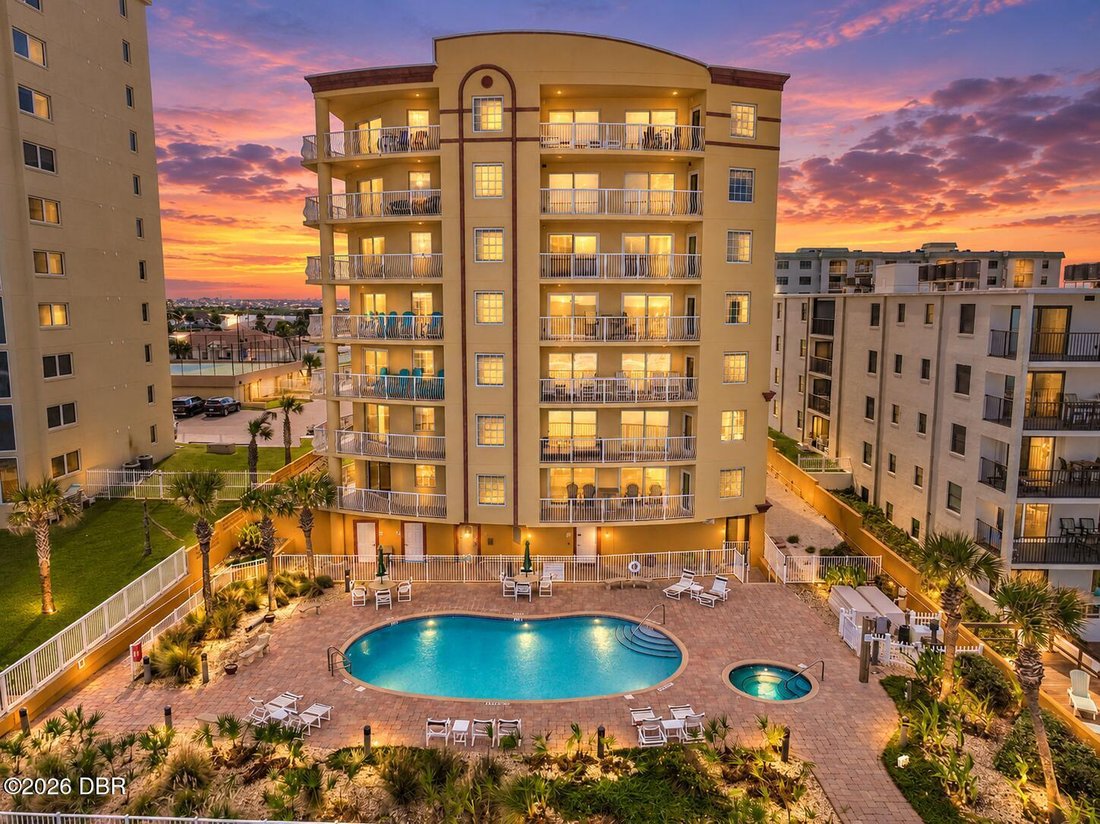 Condo in Daytona Beach, Florida, United States 2 - 18994943