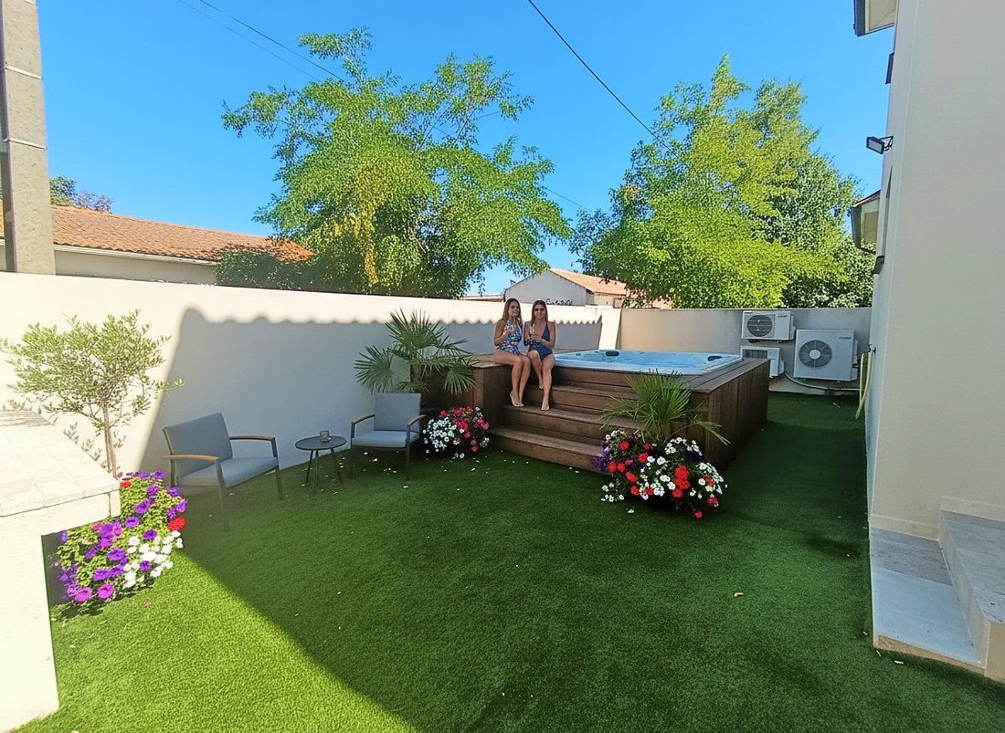 House in Balaruc-les-Bains, Occitania, France 5 - 18410763