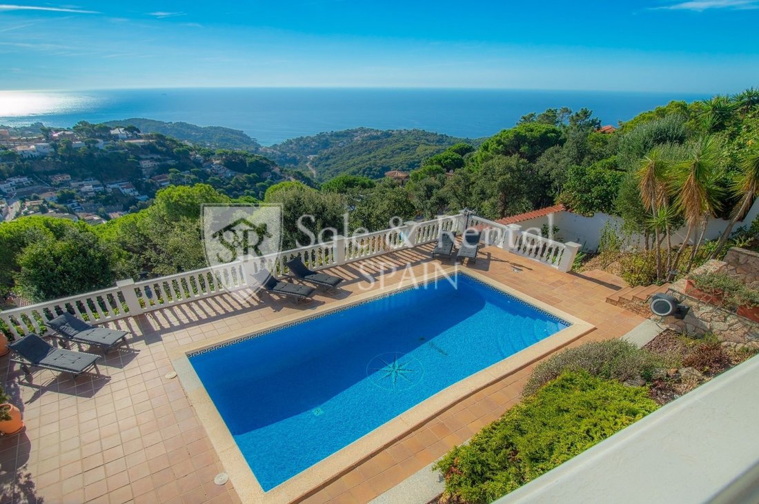 Chalet in Lloret de Mar, Catalonia, Spain 2 - 18028434