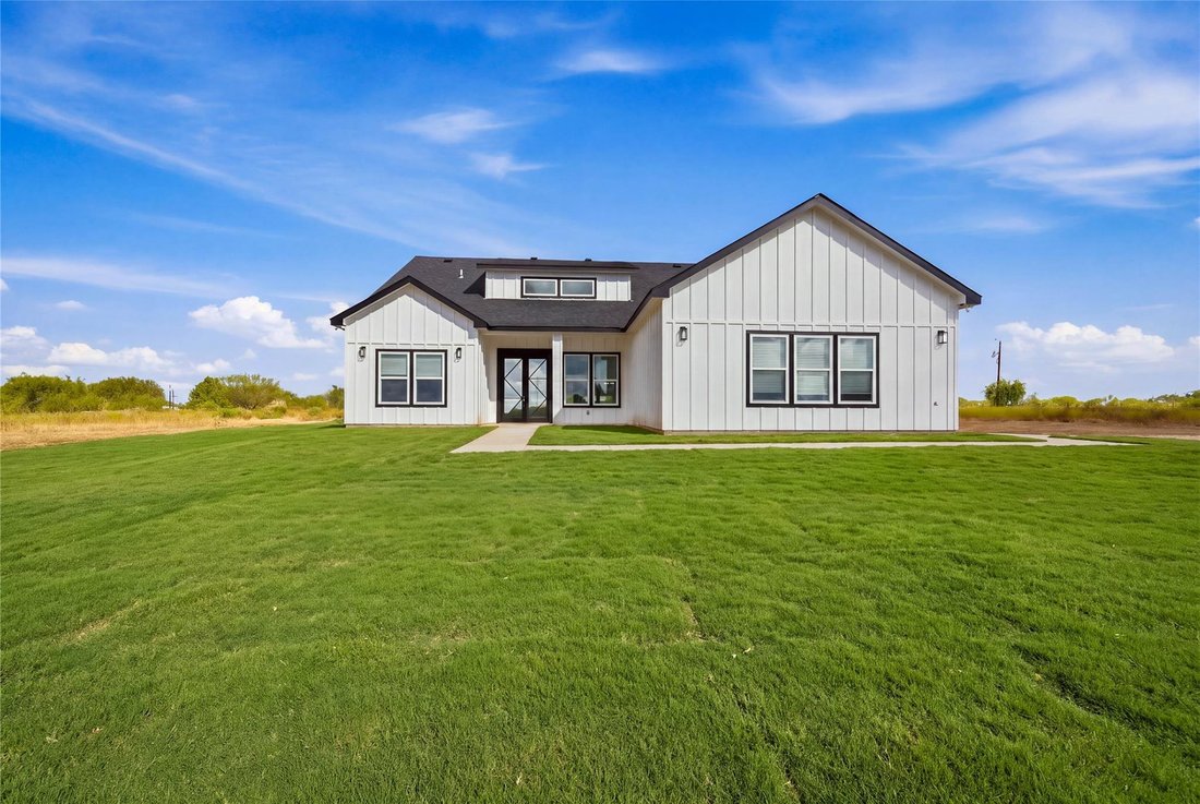 House in Stockdale, Texas, United States 1 - 18995639