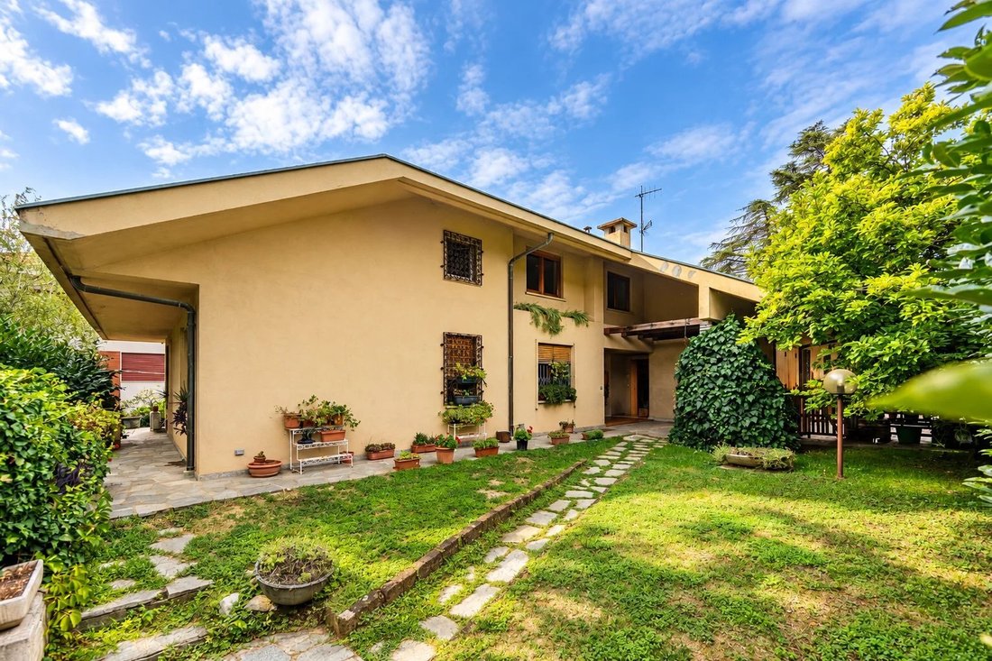 Villa in Pecetto Torinese, Piedmont, Italy 2 - 18993241