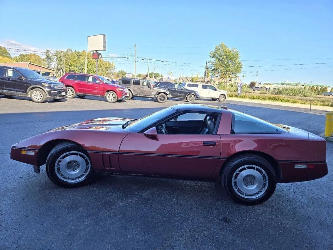 Coupe in Gladstone, MI, United States 5 - 18990021