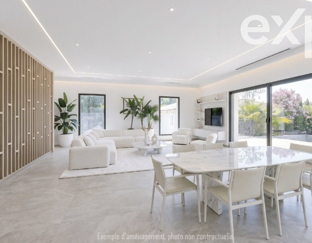 Villa in Sanary-sur-Mer, Provence-Alpes-Côte d'Azur, France 5 - 18604079