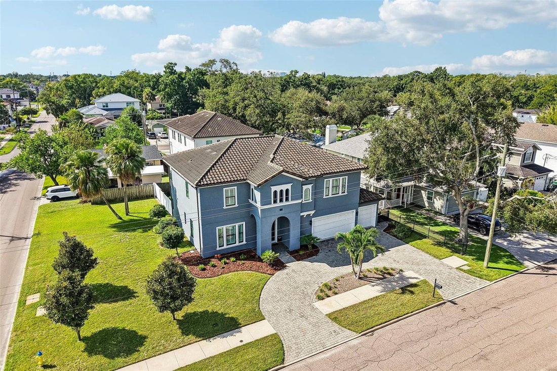 House in Tampa, Florida, United States 2 - 18993405