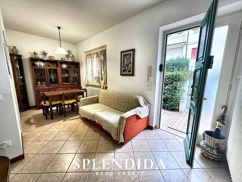 Country House in Vittoria Apuana, Forte dei Marmi, Tuscany 3 - 18995887
